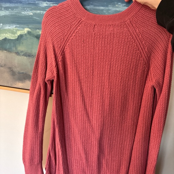 Pink sweater - Picture 3 of 3